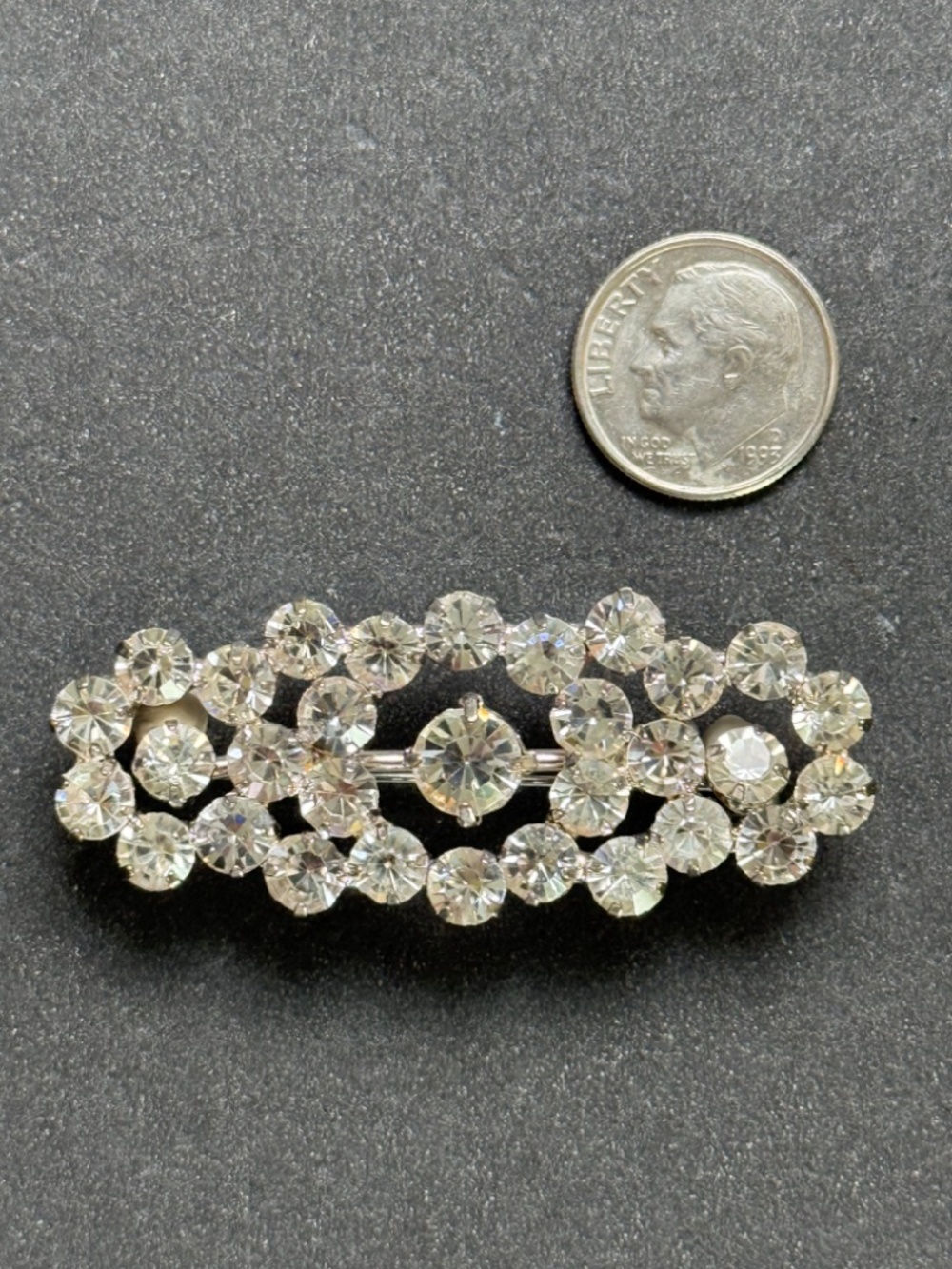 VINTAGE Sparkling Clear Rhinestone Bar Brooch - Picture 2 of 5